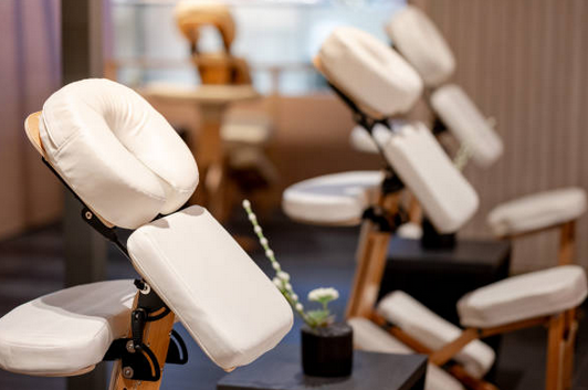 How Workplace Massage Can Reduce Stress, Increase Productivity and Retain Employees