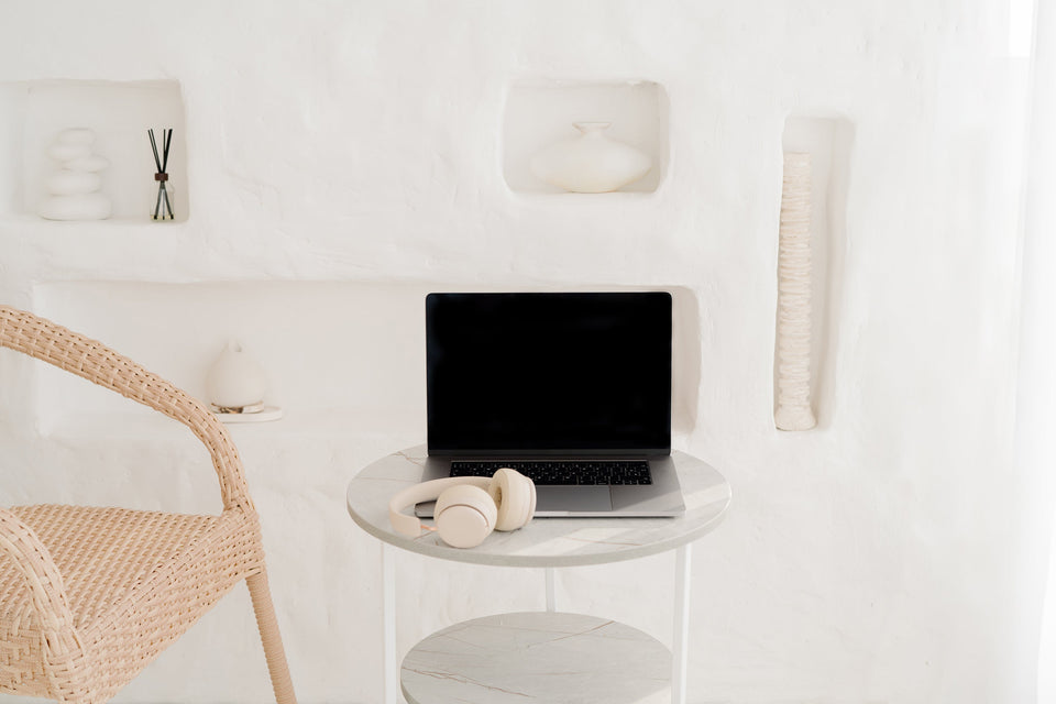 From Fog to Focus: How Midlife Women Can Thrive in a Digitally Overloaded World