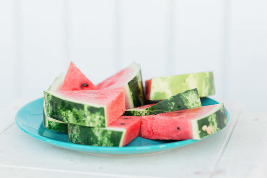 10 Healthy Snacks for Women in Midlife: Energy, Hormones, and Mood Support